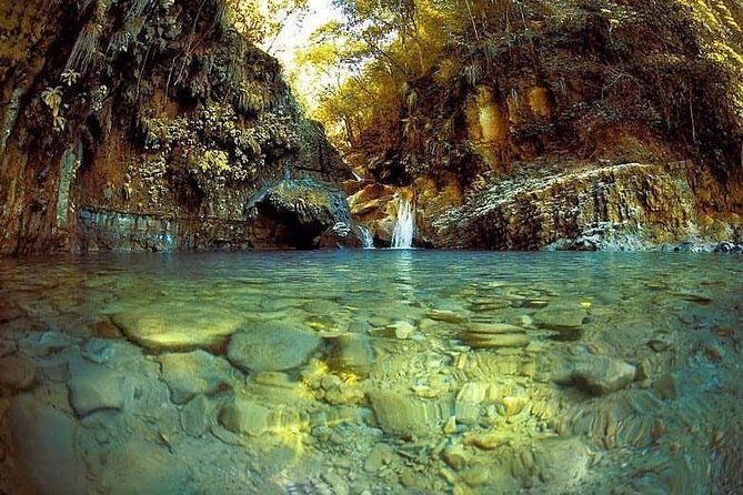 27 Waterfalls With Locals Expert Guides from Damajagua Entrance - Base Camp Reset: Dry Clothes and a Dominican Buffet Lunch