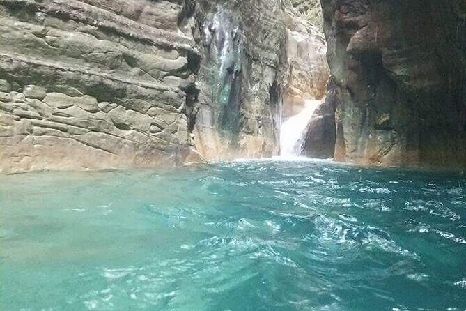Adventure in the 7 Waterfalls + Typical Lunch and Transportation - Safety Gear and the Waterfall Descent: What to Expect at 7 Meters