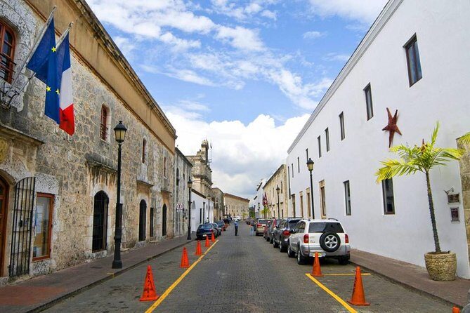 All-Inclusive Santo Domingo Day Trip from Punta Cana - National Pantheon: a short stop with big symbolism