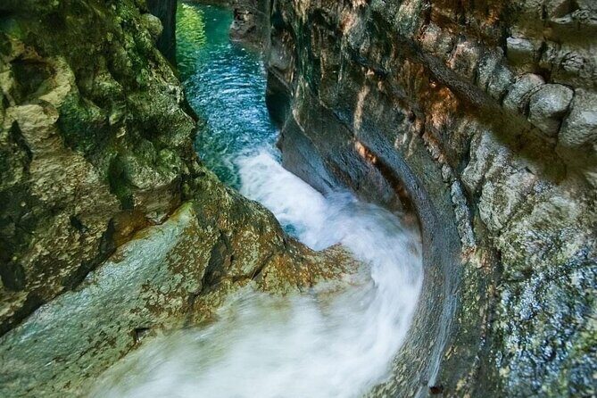 Amber Cove and Taino bay Cruise Ship – 7 Waterfalls - Group Dynamics: Why the Guides and a Smaller Cap Make a Difference