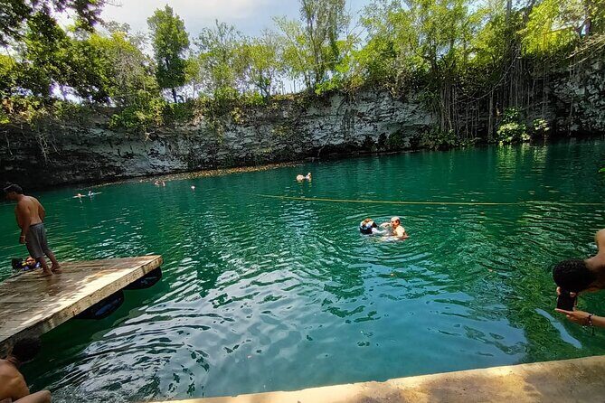 Blue Dudu Lagoon - Laguna El Dudu: Zipline Time, Multiple Depths, and Taino Caves