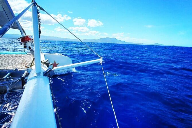 Catamaran Day Trip, Snorkeling & Sailing Excursion - Weather and sea conditions: when the trip can shift fast