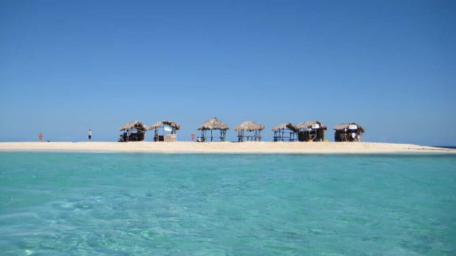 Cayo Arena: Paradise Island and Mangroves Tour - The Speedboat Cross to Cayo Arena: White Sands, Fast Transition