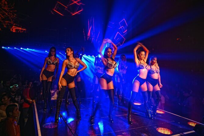 Coco Bongo Night Club Party in Punta Cana - Round Transfer & Entrance Tickets - Transportation: what makes pickup work (and what to double-check)