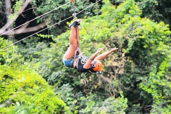 Combo Zipline & Waterfalls - Entering Damajagua: your gear, your walk, your rules