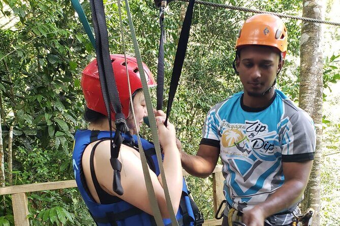 Combo Zipline & Waterfalls - Private tour promise vs. what happens inside the park