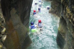 Damajagua The 7 waterfalls excursion - Amber Cove & Taino bay - The visitor center start: gear up, then start hiking