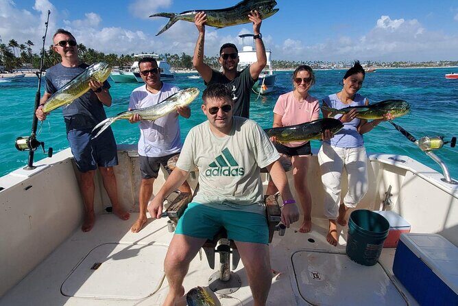 Deep sea fishing in Punta Cana and Bávaro. - How the crew makes it feel personal (Captain Luis example)