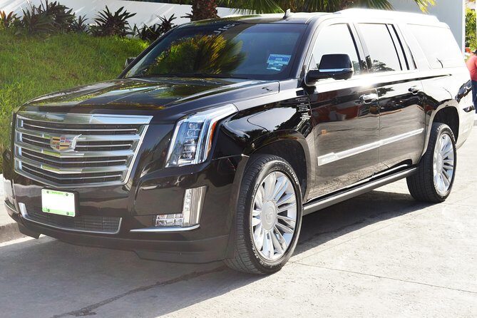 Departure Luxury Transportation: Hotels to Punta Cana International Airport(1-5) - Private SUV From Your Hotel to Punta Cana International Airport
