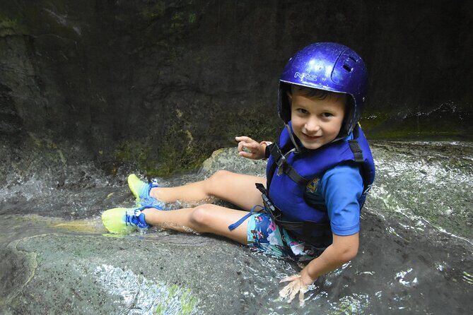 Excursion in Damajagua's 7 Waterfalls - The top-to-bottom descent: how jumps and slides actually fit together