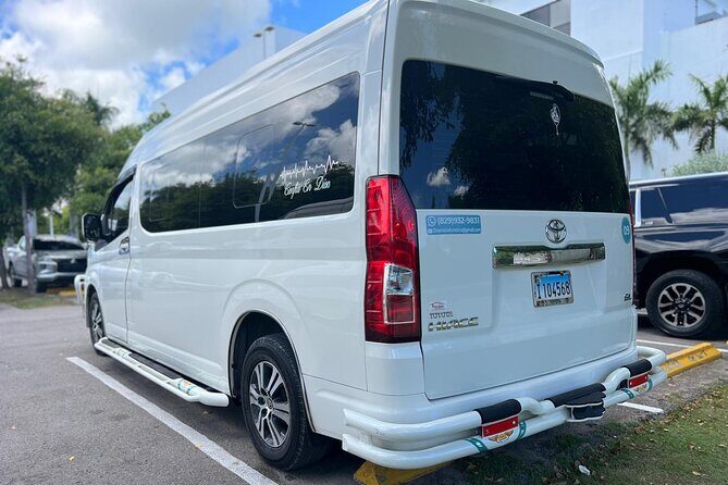 From Punta Cana Airport Private Transfer To Bayahíbe - Drivers Who Add Personality: Music, Conversation, and Real Help