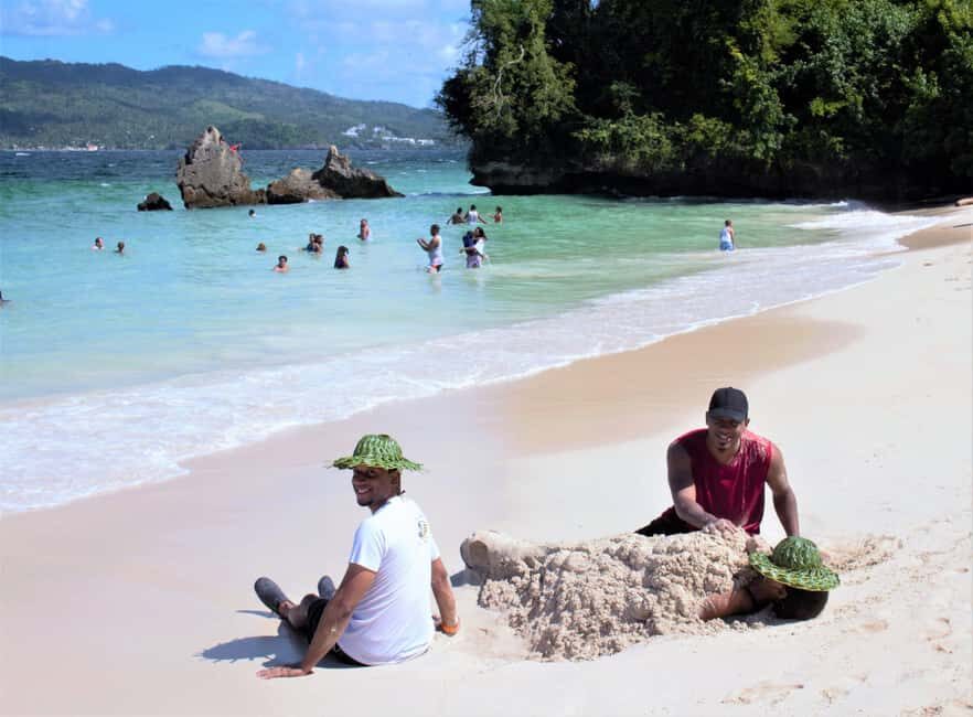 From Santo Domingo: Whale Watching & Cayo Levantado - What’s Included (and What You’ll Need to Pay for)
