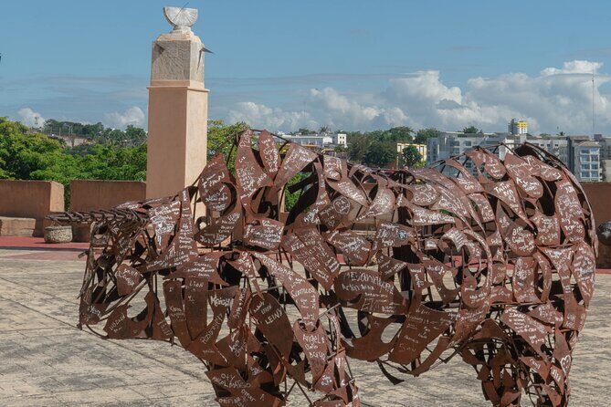 Guided Tour in the Colonial Zone of Santo Domingo - House of Tostado and the first street vibe: Las Damas + El Conde