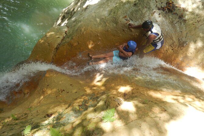 Hiking the 27 Waterfalls of Damajagua Tour from Santo Domingo - The guide and language factor: what you should watch for at the falls