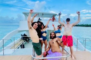 Hip Hop Beat and Live Dj Adults Only Party Boat and Free drinks - Price and What You Really Get for $69