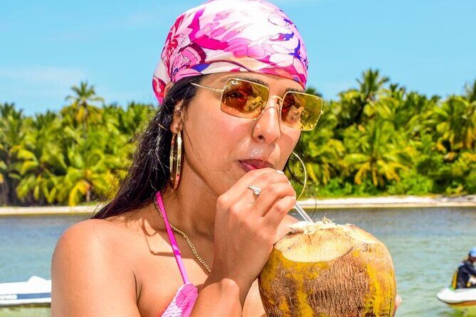 Hip Hop Beat and Live Dj Adults Only Party Boat and Free drinks - Entering the Route: The 3-Hour Flow From Bibijagua to the Natural Pool