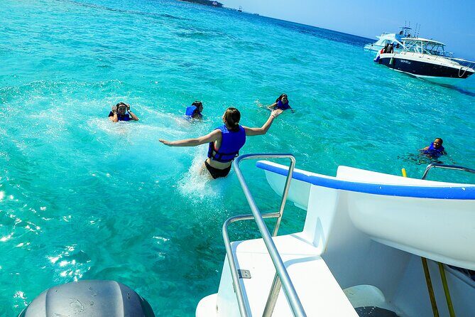 HipHop Party Boat with Unlimited drinks in Punta Cana - Small details that can make or break your day