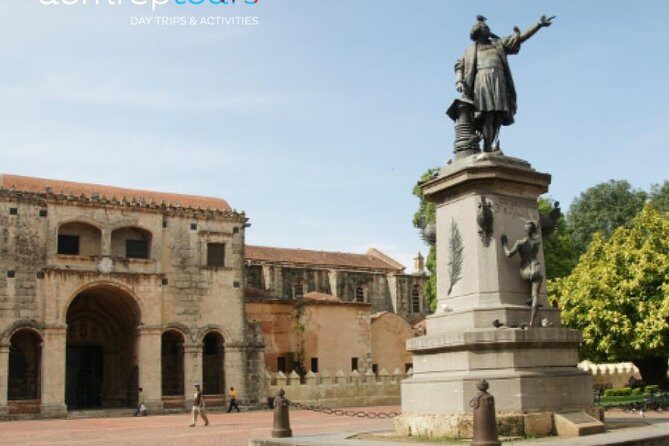 Historical City Tour Santo Domingo - National Pantheon and Plaza España: power, pride, and place
