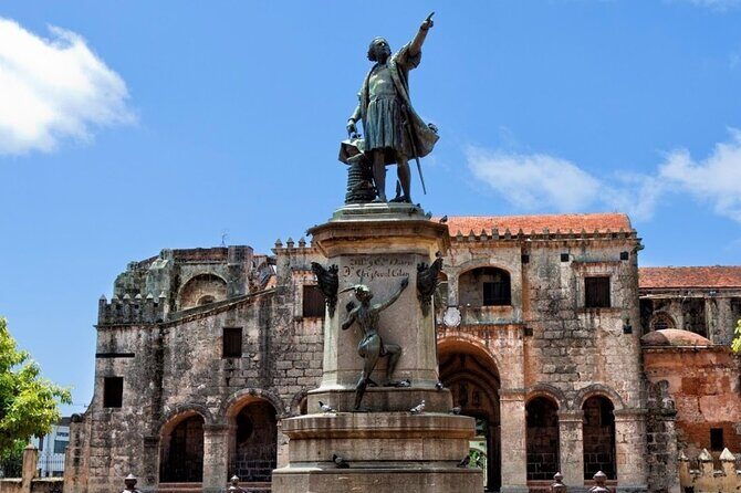 Historical Tour of Santo Domingo and 3 eyes Caves with Lunch - Key things to know before you go
