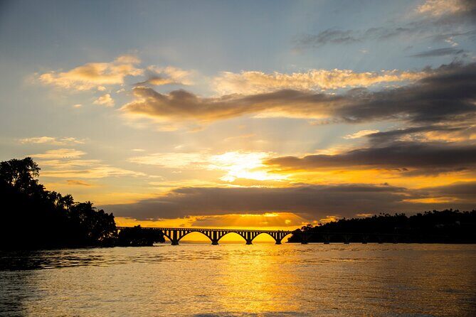 Los Haitises Park & Cayo Levantado: Samaná unforgettable Journey - Guides and service: when the day runs smoothly