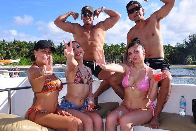 Luxury Hip Hop Boat Party–Drinks, Music, and the Best Vibes in PC - Stop 4 (Water Time): The Natural Pool With Crystal-Clear Water