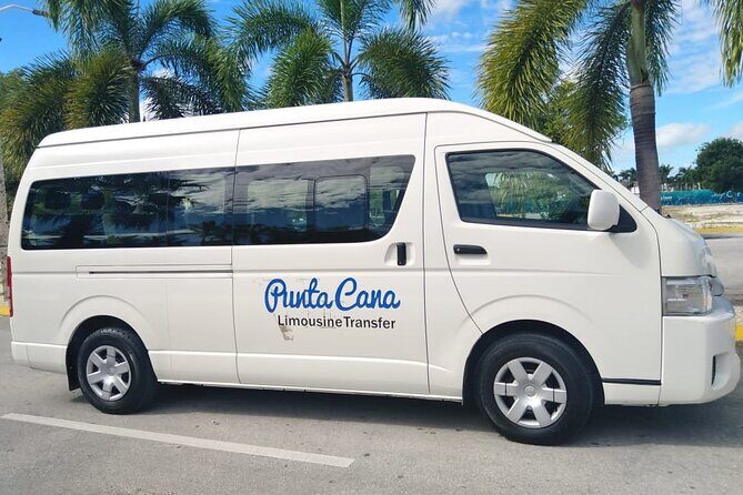 One Way Private Airport or Hotel Transfer Bavaro Hotel 1-6 Pax - Key Highlights at a Glance