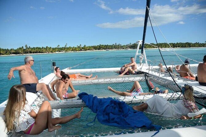 Party Boat Booze Cruise - Crucero con bebidas y Fiesta en Barco - Guided snorkeling in the Caribbean Ocean: expect structure, not guesswork