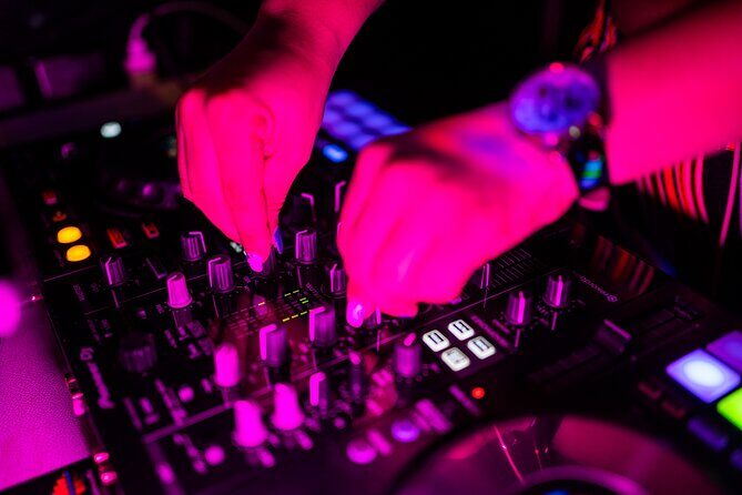 Party Bus Rental - Staff and Host Energy: Spaghetti, Armando, and the Role of the Guide