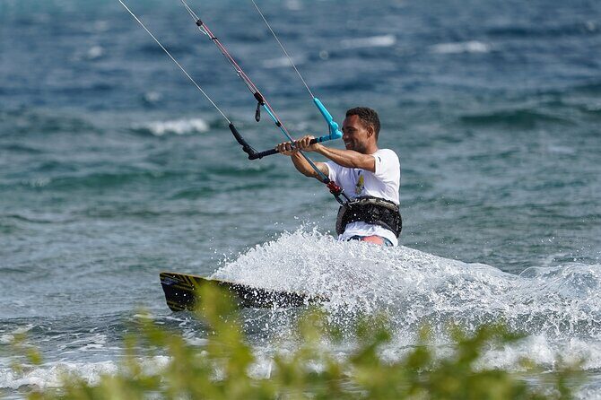 Private Kitesurfing Lessons @ Playa Salinas - Punta Salinas Winds: Why Stable Conditions Matter