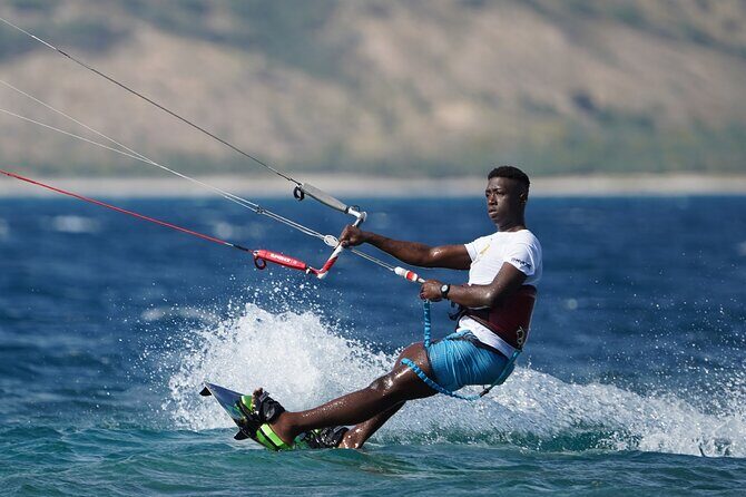 Private Kitesurfing Lessons @ Playa Salinas - Instructor Style: Humberto’s Clear, Calm Teaching