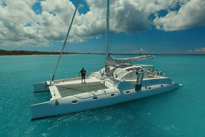 Private Luxury Catamaran - Saona or Catalina island - Key Points Worth Booking For