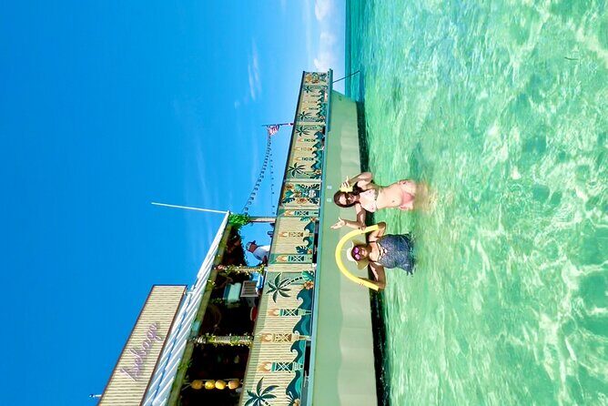 Private Party Boat at Coast of Punta Cana and Bávaro - The open bar: what’s included and why it’s worth it