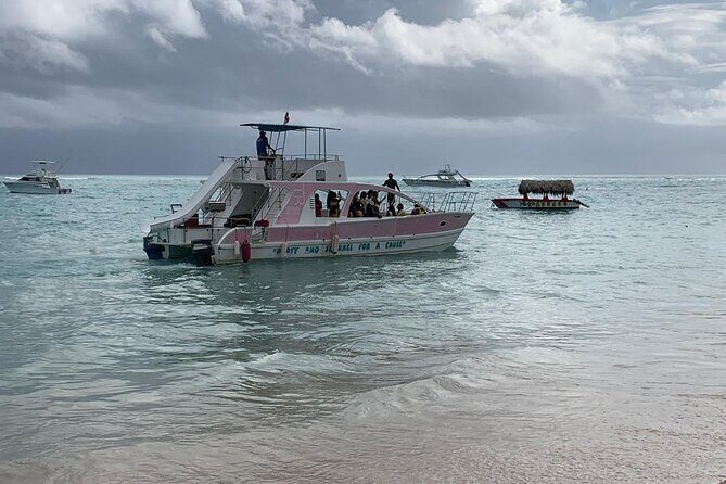 Private Party Boat with Slide and chicken skewers at Punta Cana - What the $750 group price really buys (and when it’s a good deal)