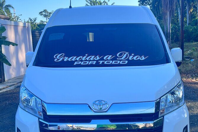 Private Puerto Plata Airport Transportation - The Real Value: Flight Punctuality and Bilingual Communication