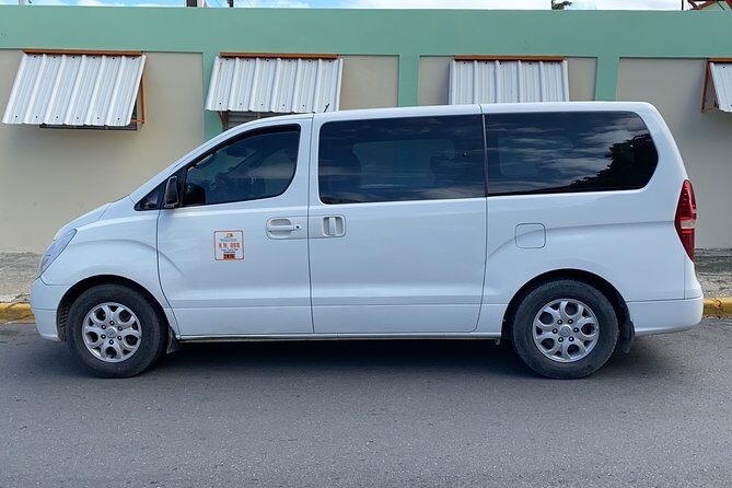 Private Puerto Plata Pop Airport Transportation - Finding Your Driver Fast: Playa Dorada Meeting Point and Name Sign