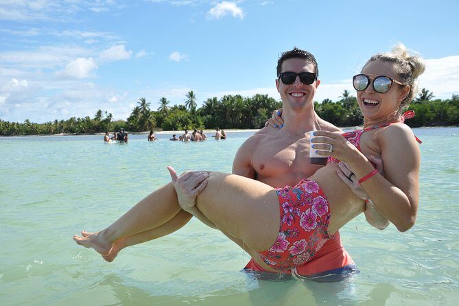Private Small Group, Snorkeling Cruise, Natural Pool & Exclusive Virgin Beach - Virgin Beach Break: White Sand, Cocktails, and Photo Time