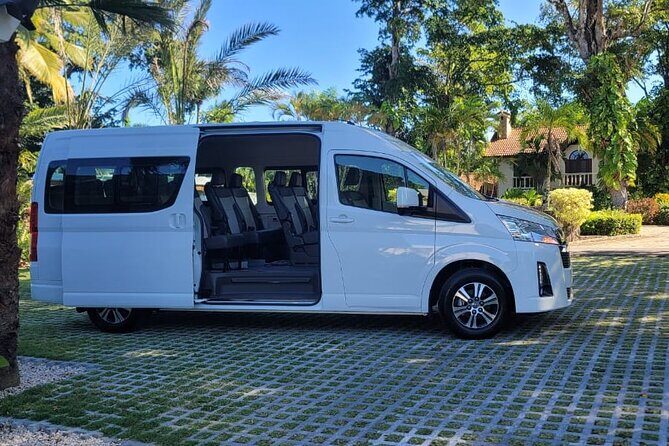 Private Transfer from and to Santiago-Cabarete-Sosua-POP - Private Santiago (STI) Transfers: The Real Goal Is Stress-Free