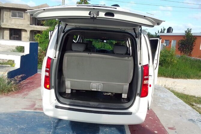 Private transfer from Santo Domingo to Punta Cana & Viceversa (one way) - Drop-Off in Punta Cana and Bávaro: Getting to Your Door