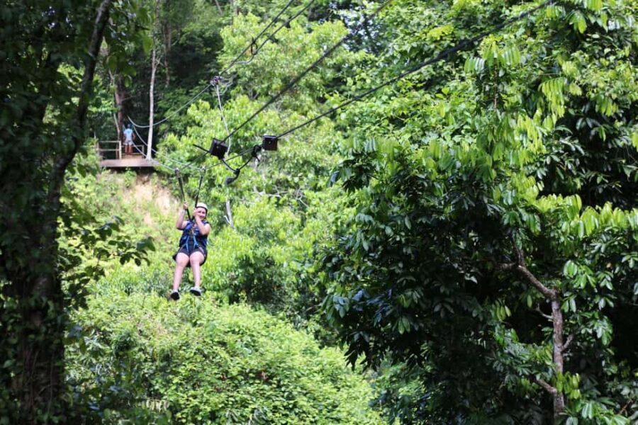 Puerto Plata/Amber Cove: Zipline and Waterfalls with Lunch - Dominican lunch and the reality of damp clothing
