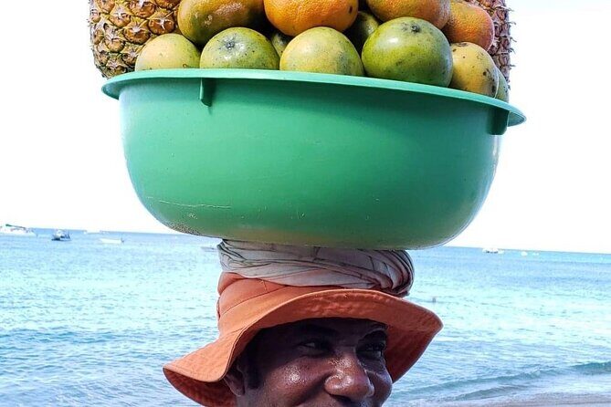 Puerto Plata City Tour with beach Taino bay & amber cove - Fifi Jewelry and Cigar Store: browsing amber and cigars without pressure