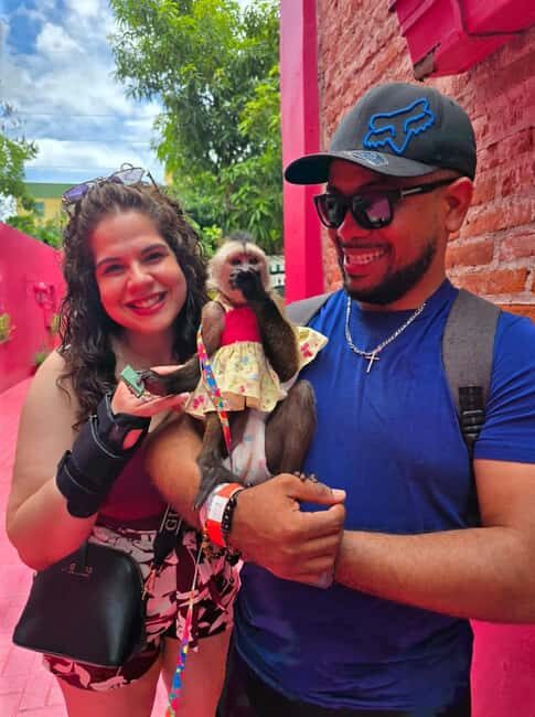Puerto Plata: City Tour with Rum and Chocolate Factories - The Puerto Plata photo sign, local market, and the fortress finale
