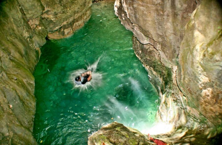 Puerto Plata: Damajagua Waterfalls Full-Day Adventure - Guides, safety gear, and the difference between risky and fun