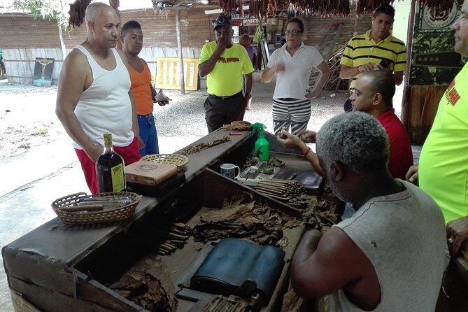 Puerto Plata: Escapada Cultural Tour in Puerto Plata - Lunch, Drinks, and the Private Pace That Matters