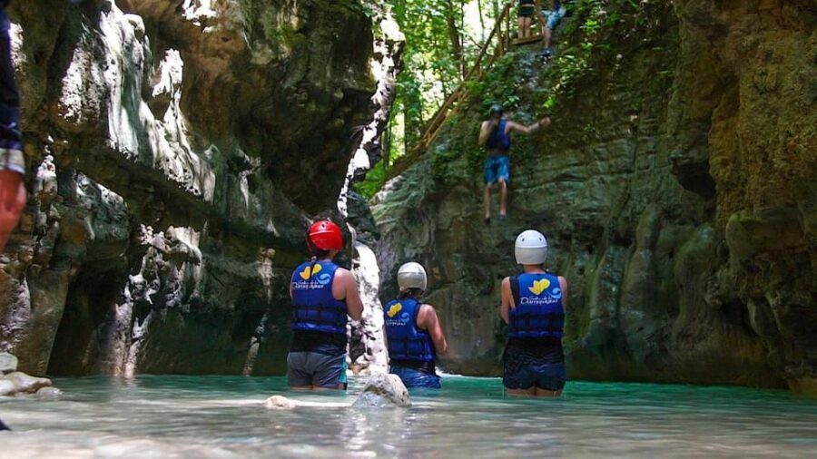 Puerto Plata: Waterfalls of Damajagua - Comfort, security, and the difference good logistics make