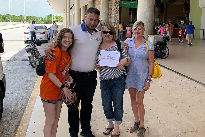 Punta Cana Airport to GRAND SIRENIS & AQUAGAME (Uvero Alto) R/T - The Drive to Grand Sirenis & Aquagame (Uvero Alto): Comfort, WiFi, and Local Tips