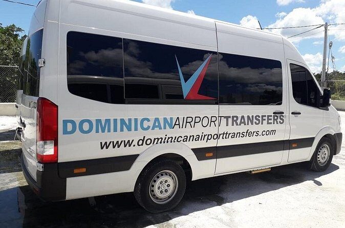 Punta Cana Airport to GRAND SIRENIS & AQUAGAME (Uvero Alto) R/T - Style of Service: Courteous Drivers and Clean Vehicles