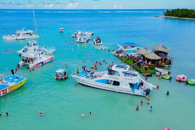 Punta Cana Party Boat Cruise with Snorkeling, Open Bar & Hip Hop - Boat logistics: what to watch for when boarding and unloading