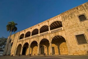 Punta Cana: Santo Domingo Day Trip with Tickets and Lunch - Los Tres Ojos National Park cenotes: the stop that usually makes the day
