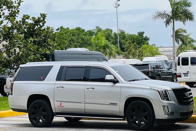 ROUNDTRIP Bavaro/Punta Cana AREA - PUJ Airport - LUXURY SERVICE - Price and value: $110 per group up to 6