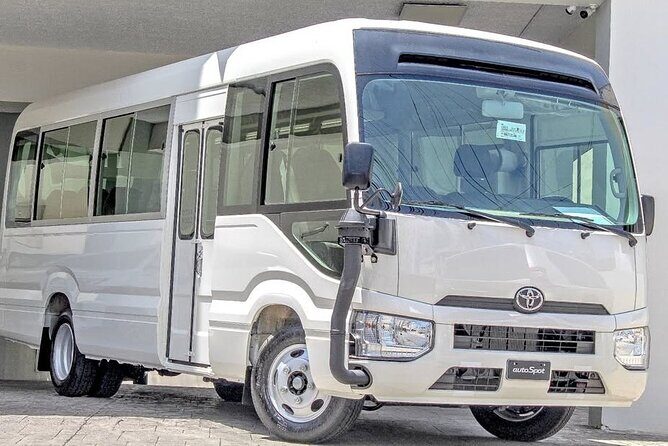 Safe transport and shuttle service in Punta Cana Dominican Rep. - Where the transfer starts: Riu Republica meeting point